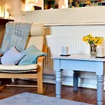 Pass The Keys Charming Fisherman\'S Cottage With Stunning Sea Views