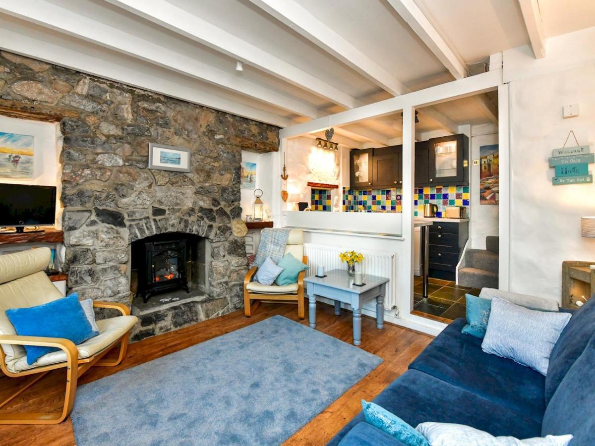 Holiday home Pass The Keys Charming Fisherman's With Stunning Sea Views Swansea