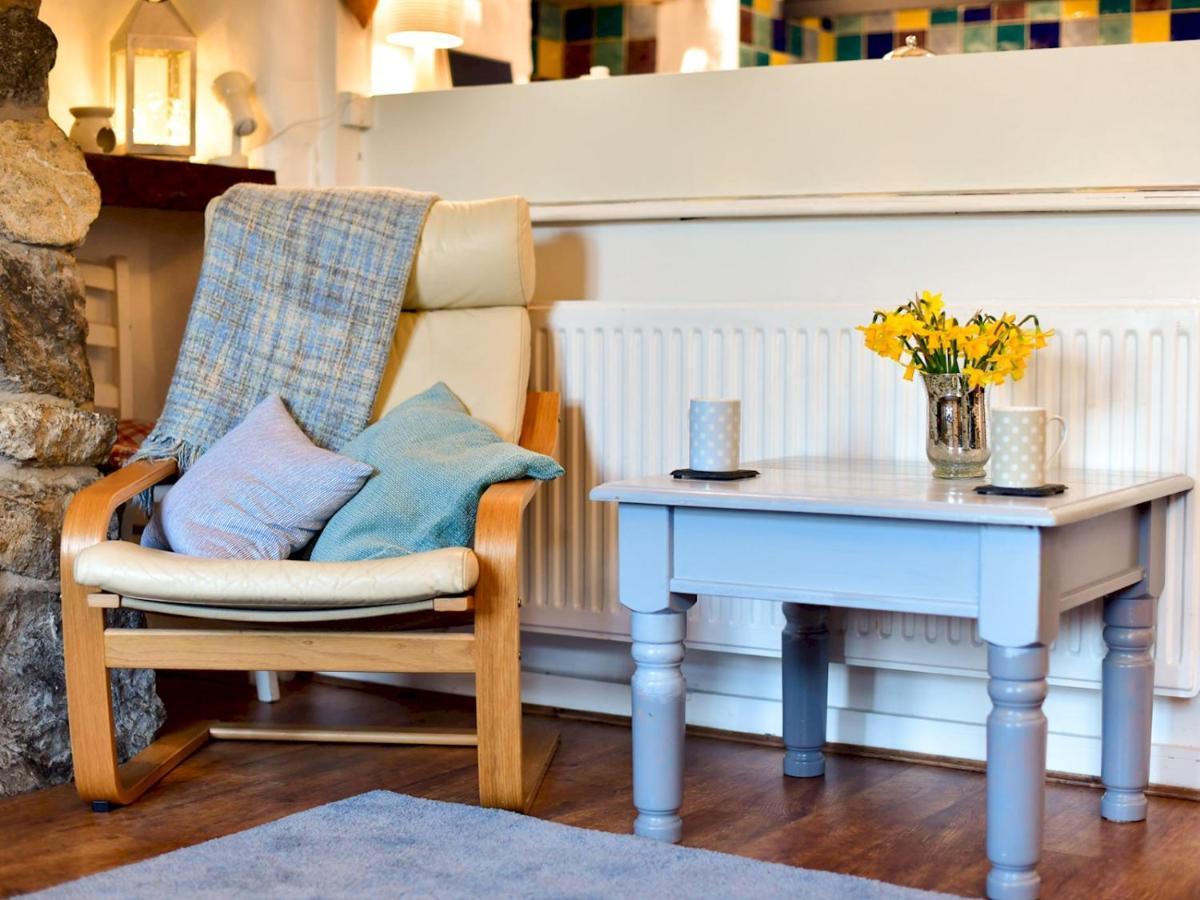 Pass The Keys Charming Fisherman's With Stunning Sea Views Holiday home Swansea