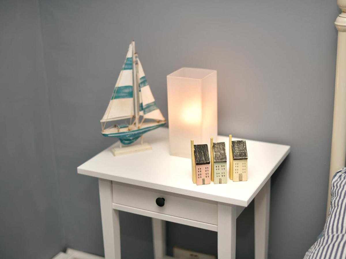 Holiday home Pass The Keys Charming Fisherman's With Stunning Sea Views Swansea