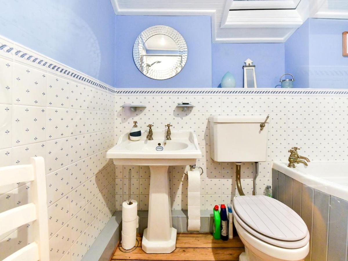 Pass The Keys Charming Fisherman's With Stunning Sea Views Swansea